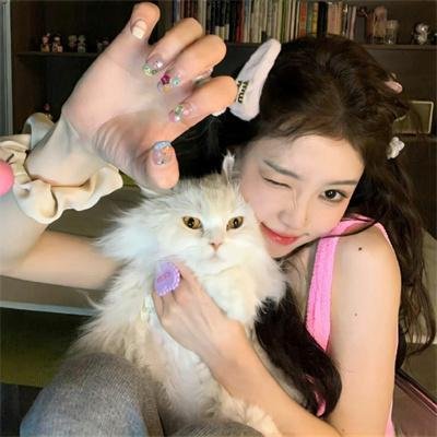 蒙娜丽莎与血月